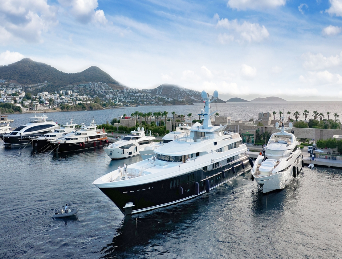 Why Antalya Is the Best Destination for Luxury Yacht Charter in Turkey